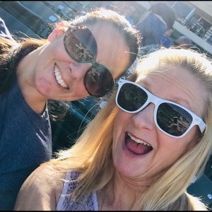 Meet your Posher, Deb